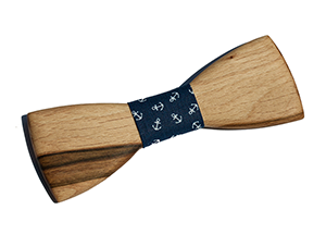 Dřevěný motýlek